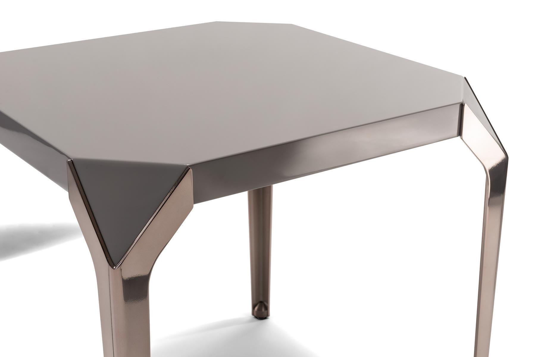 JAMBOREE Square wooden coffee table
