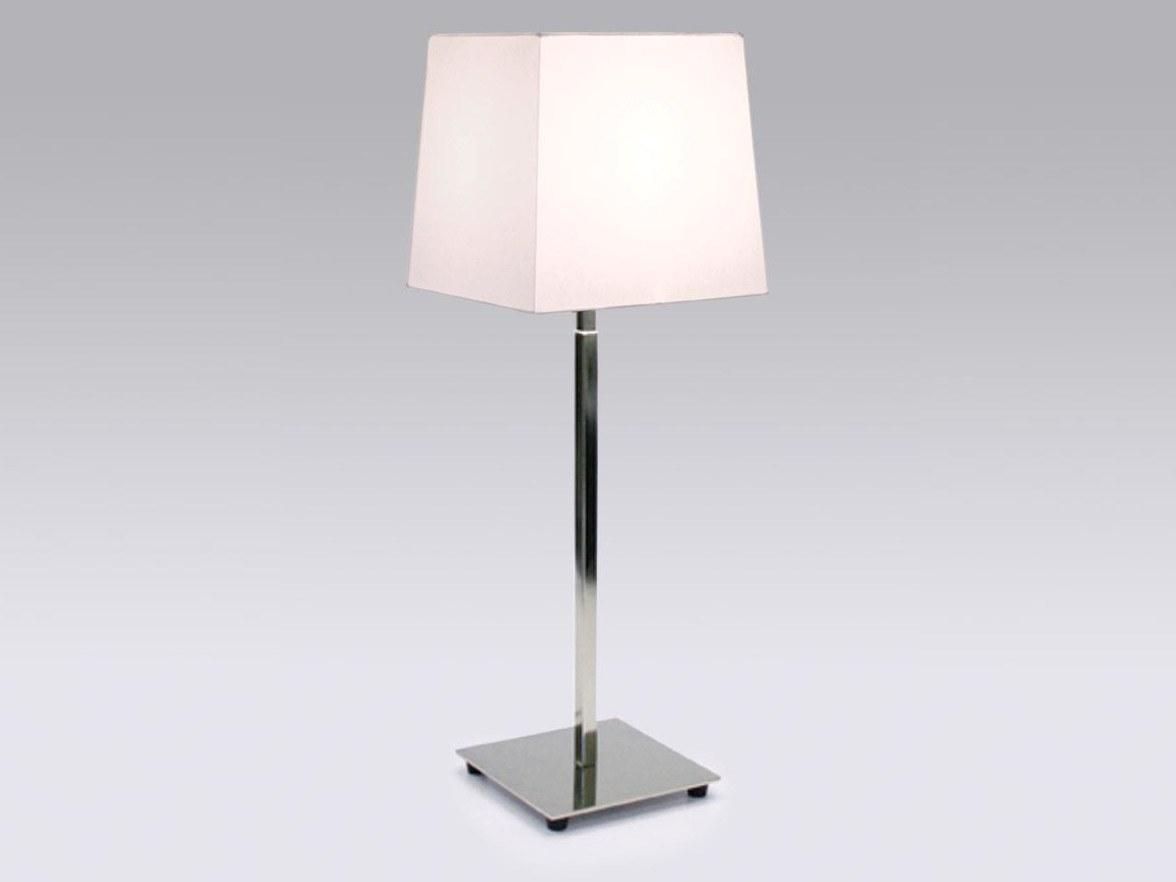 AZUMI Steel table lamp