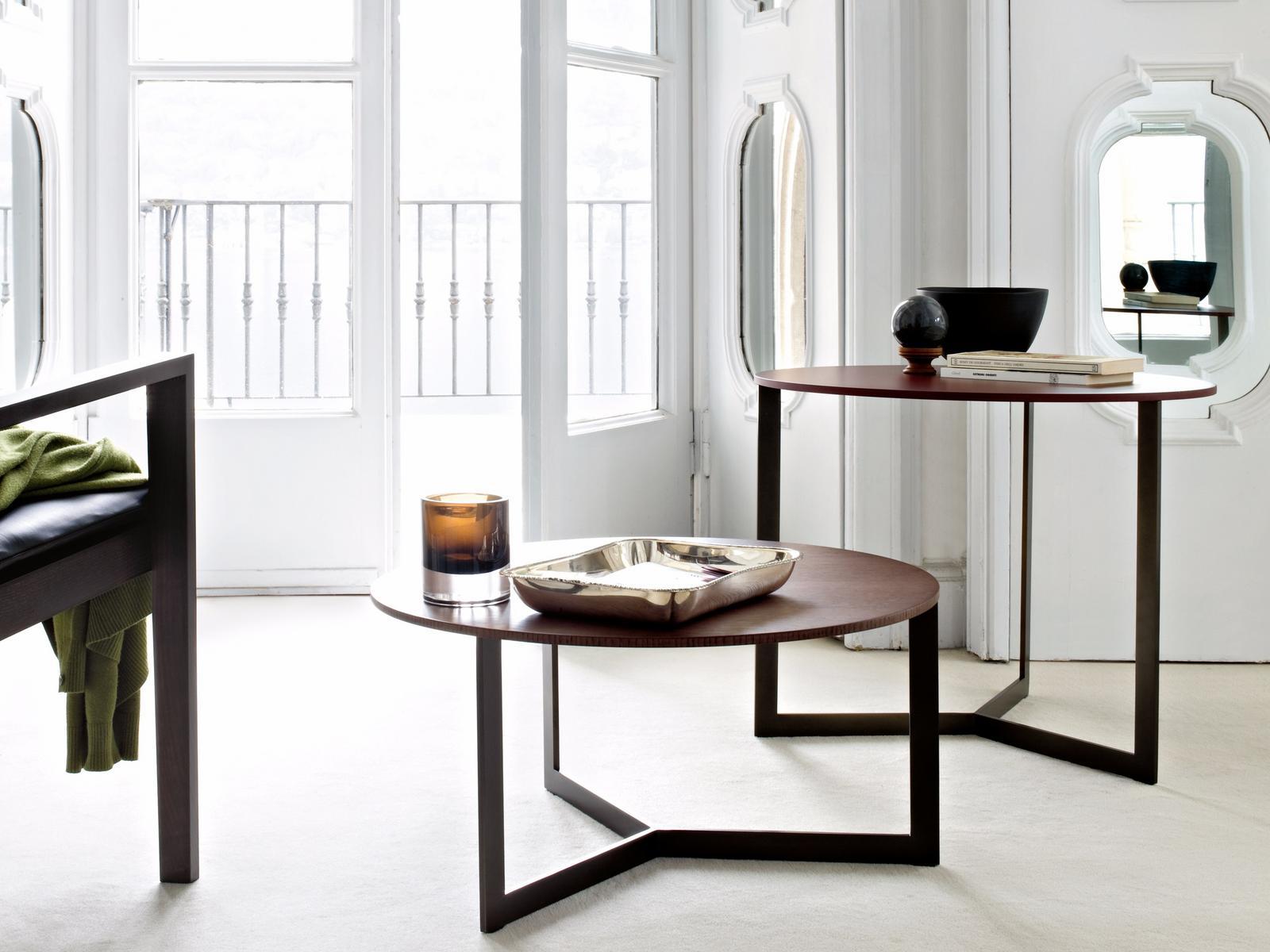 SIGN Wooden coffee table / bedside table