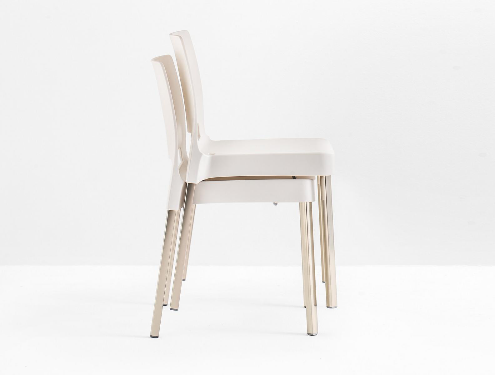 JOI Stackable polypropylene chair