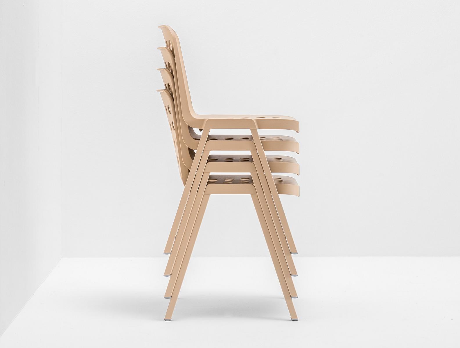 KOI-BOOKI 370 Polypropylene chair