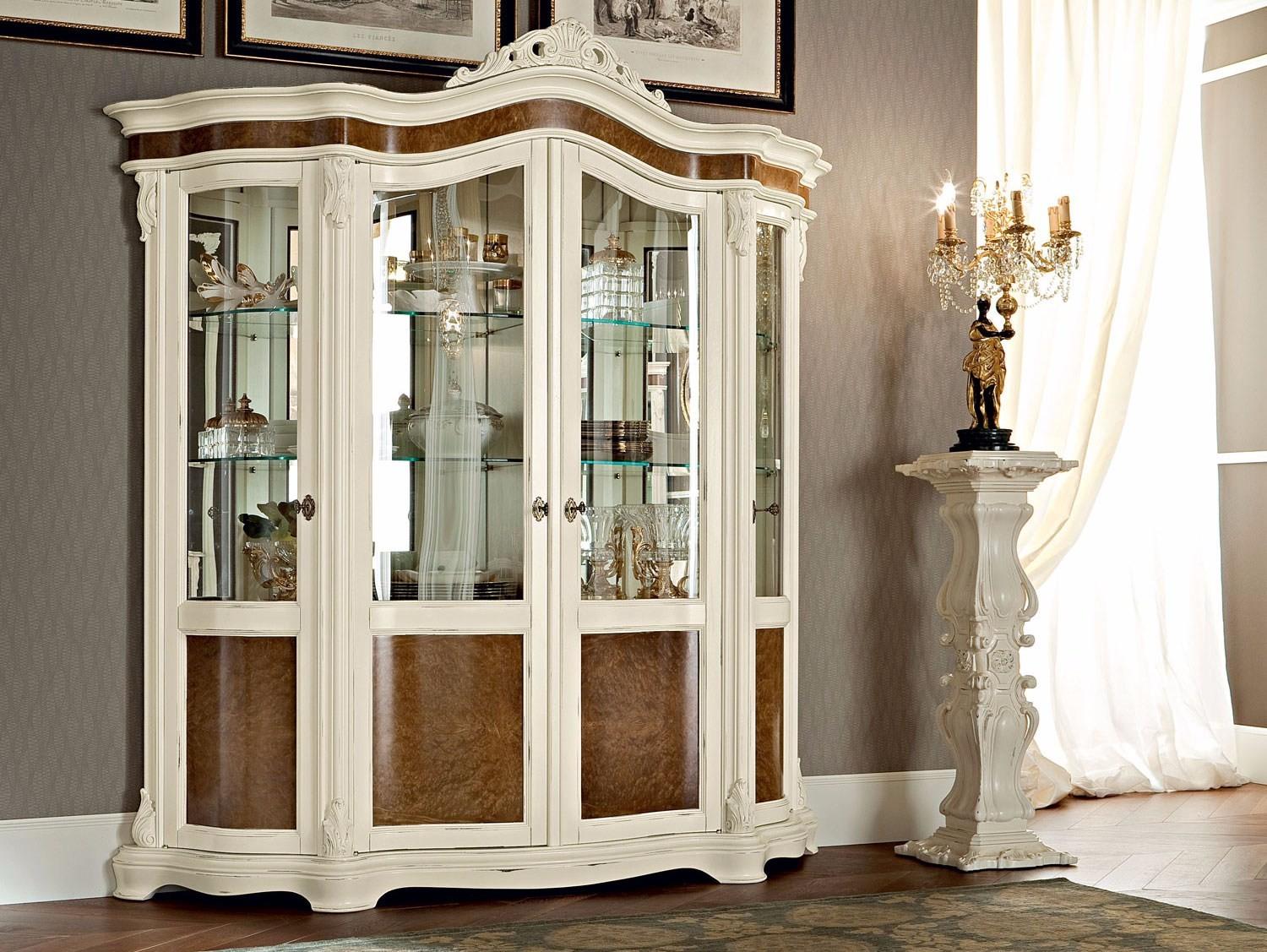 13114 Display cabinet