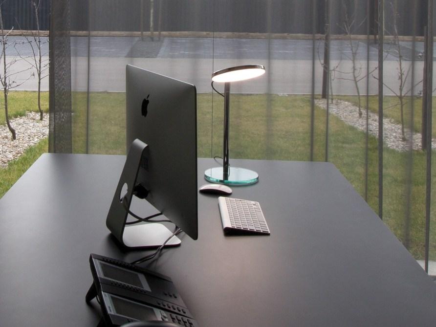 AVVENI TABLE LED adjustable table lamp
