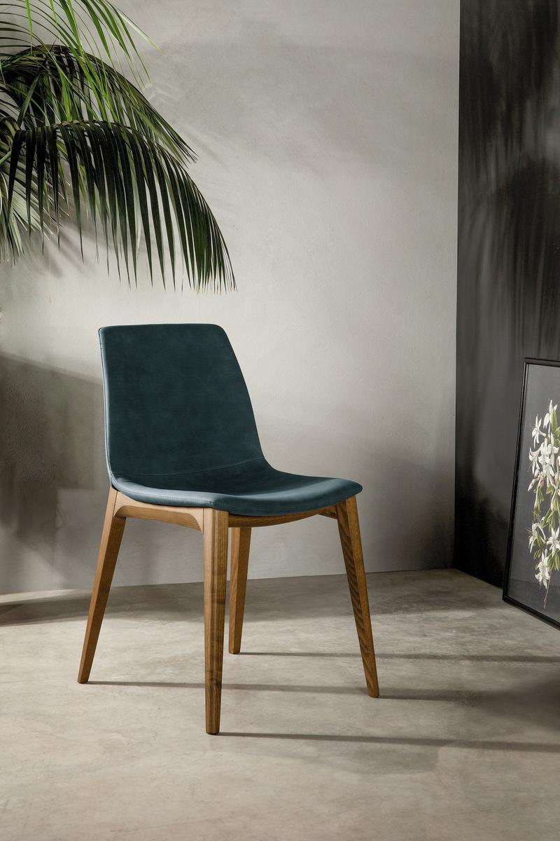 ARALIA Upholstered leather chair