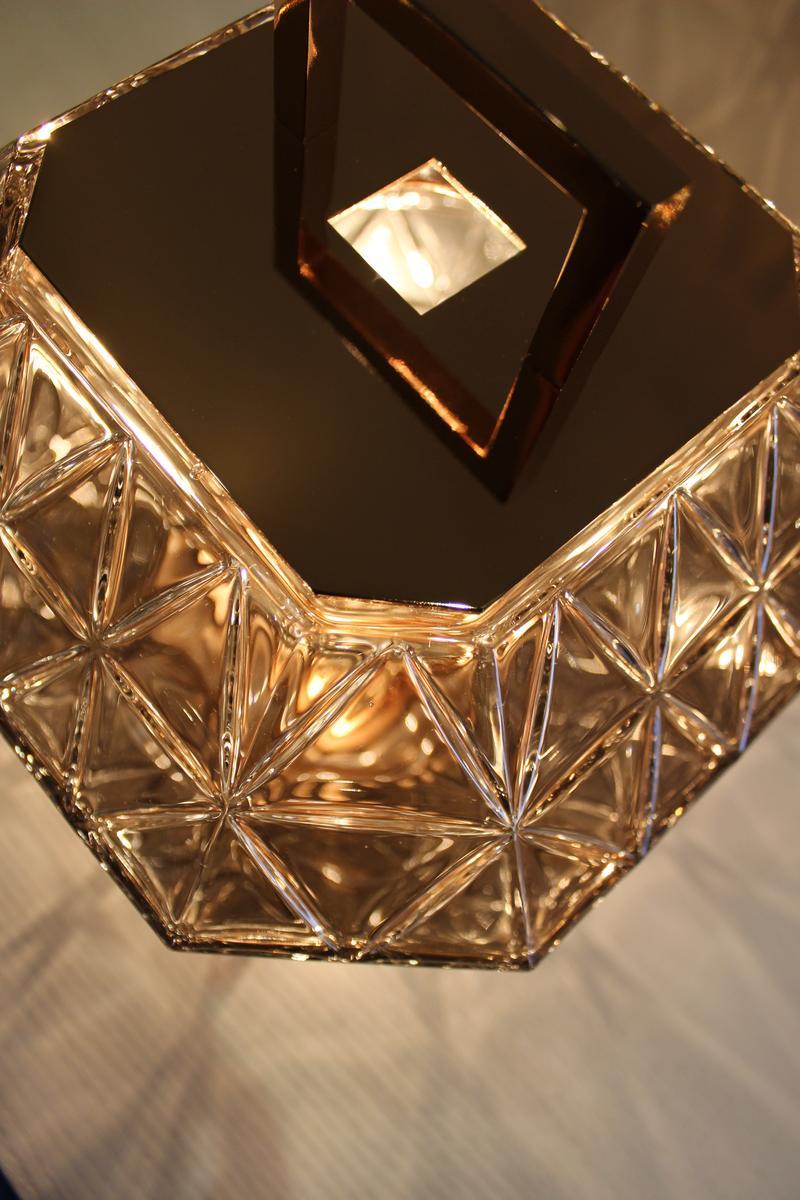 TREASURE Crystal table lamp