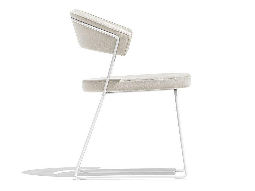 NEW YORK Sled base Imitation leather chair