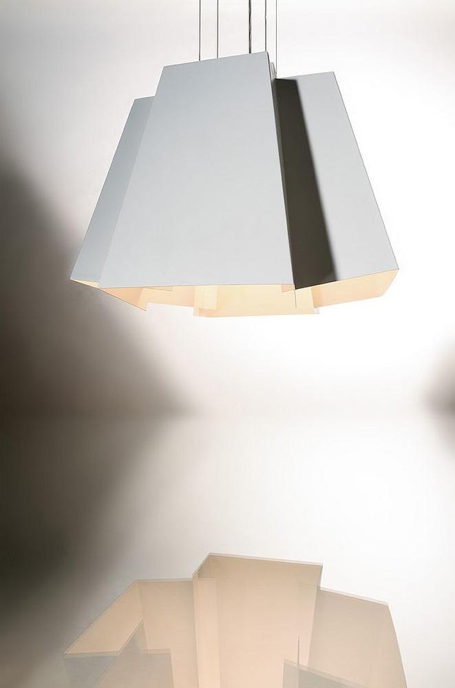 SOBERBIA Metal pendant lamp in a contemporary style