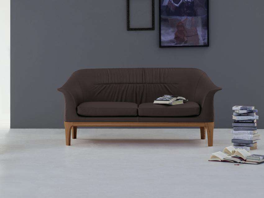 TIFFANY 2 seater leather sofa
