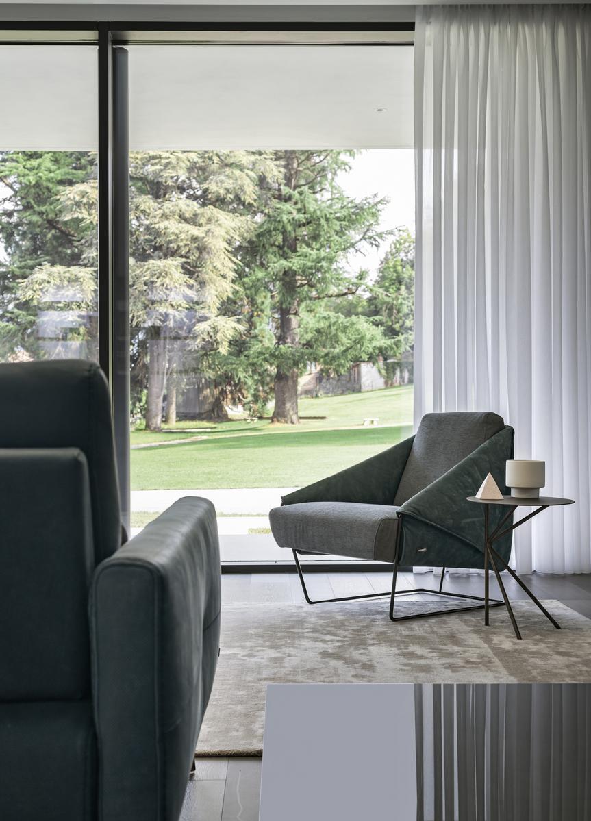 GIOIA Armchair with armrests