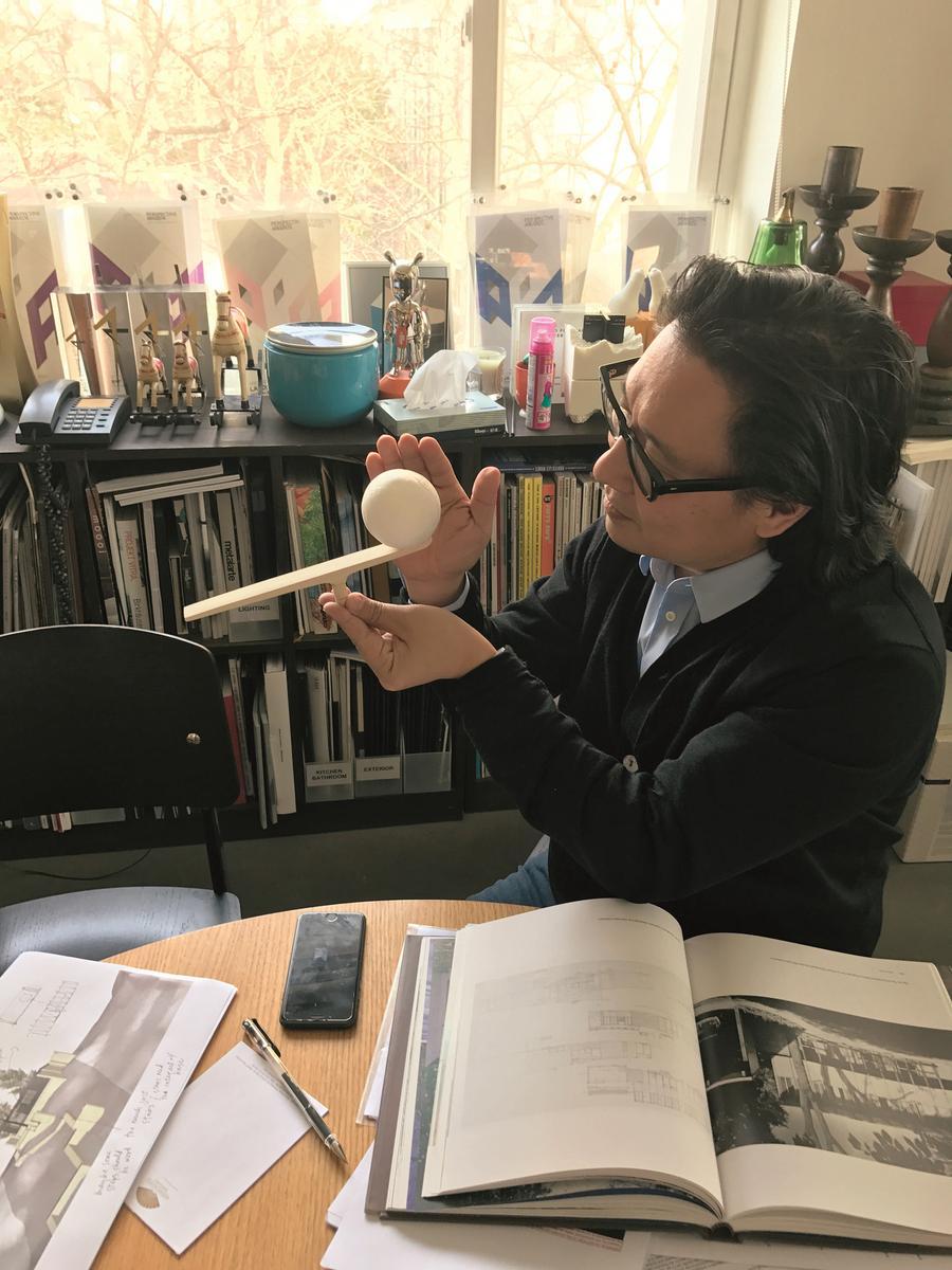 YANZI LED direct light brass table lamp YANZI LED direct light brass table lamp