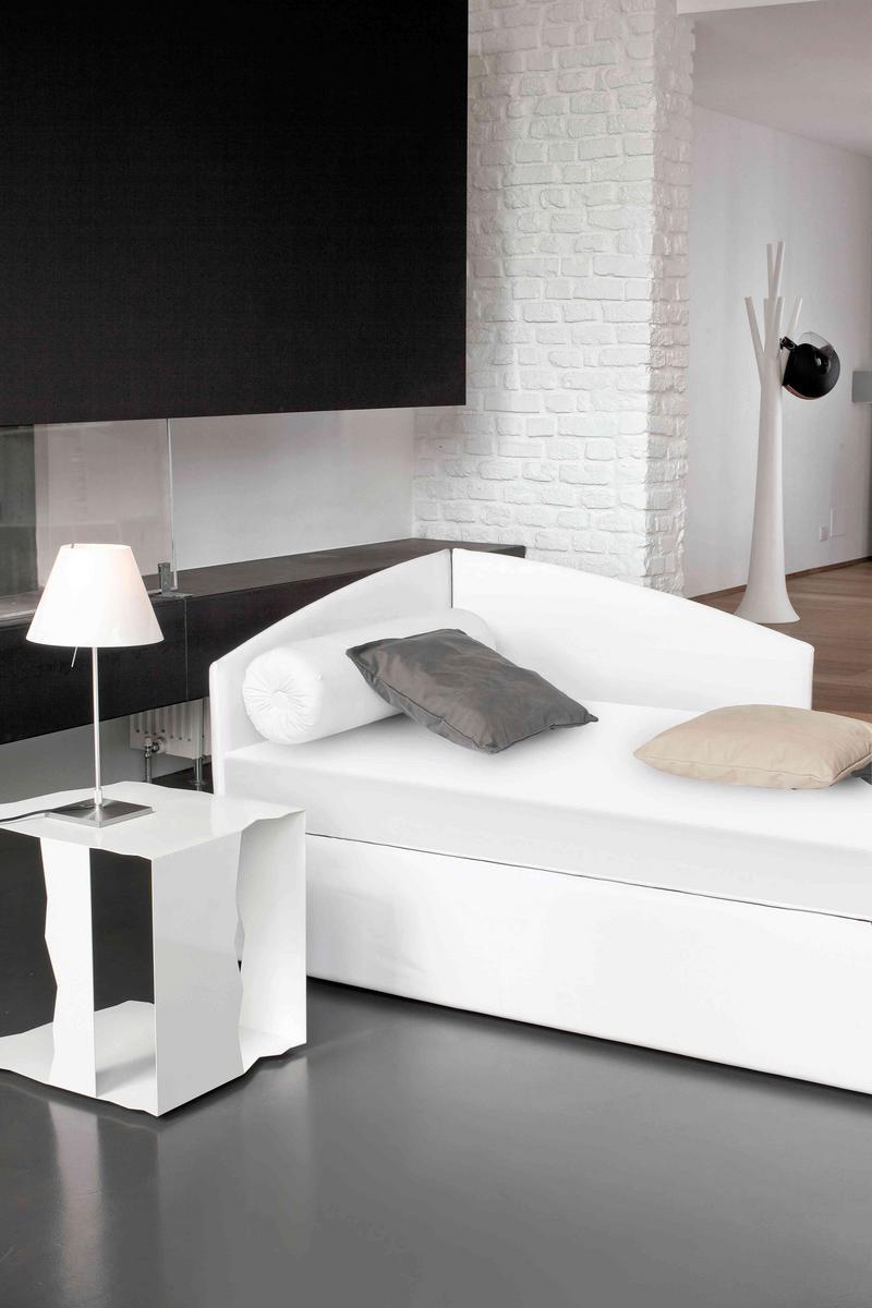 TITTI Storage bed with removable cover