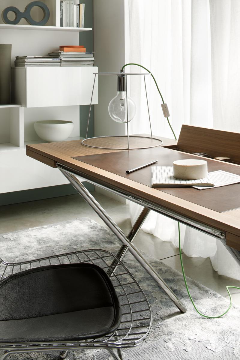 NOVELIST Walnut writing desk with drawers