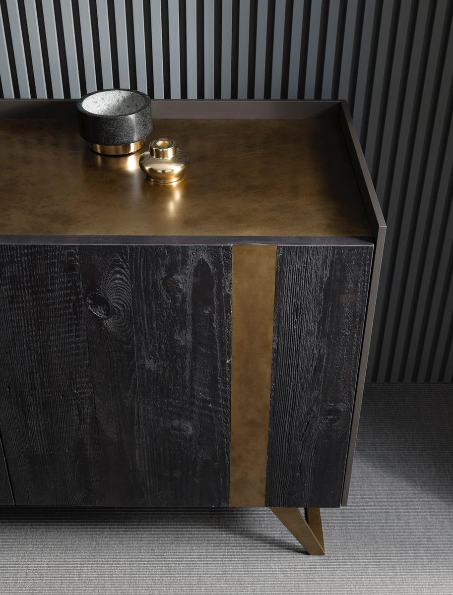 ELLY Oak sideboard with doors