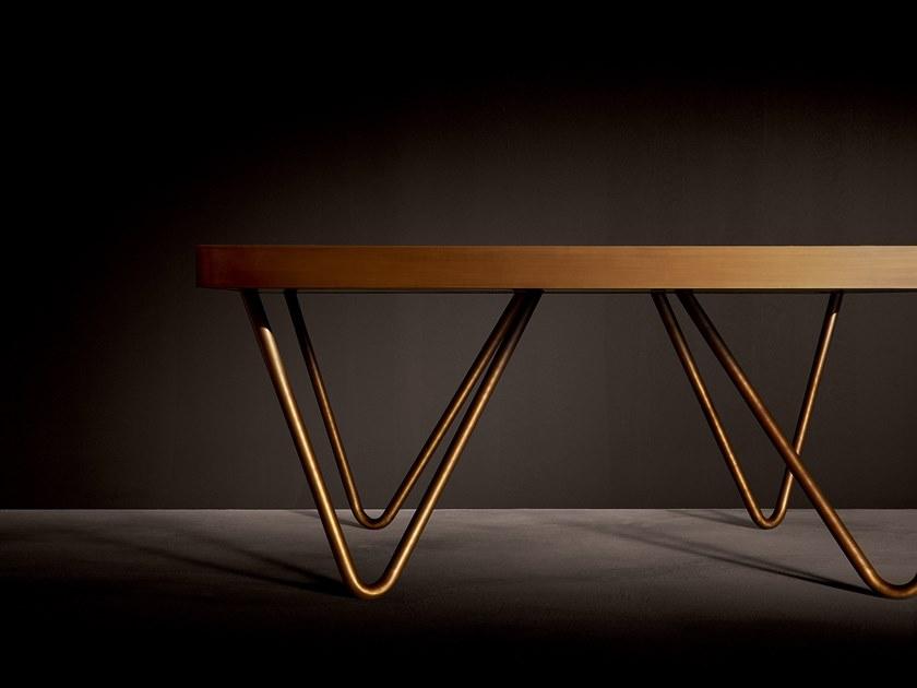 THICK Snack table with tubular legs