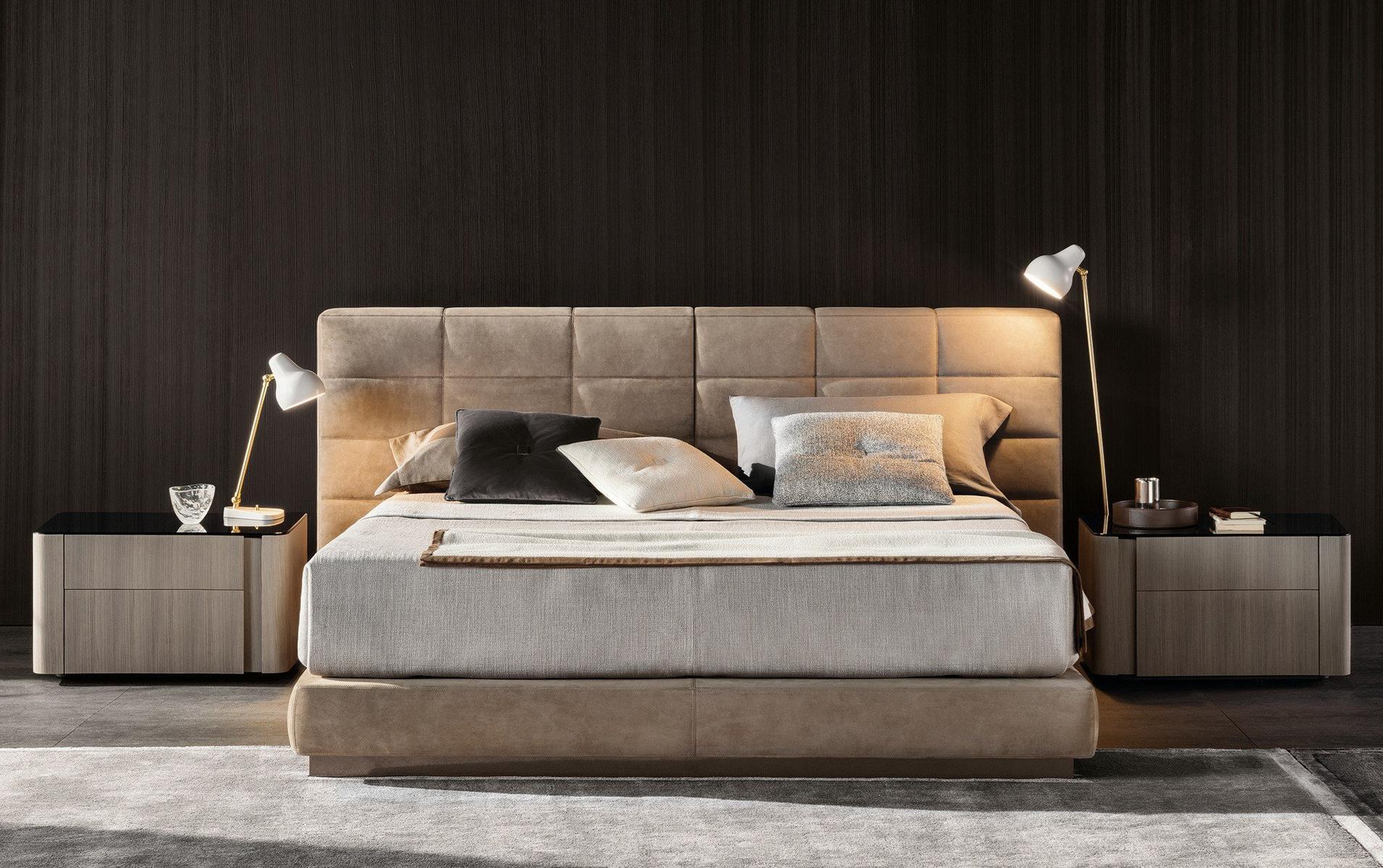LAWRENCE Bed