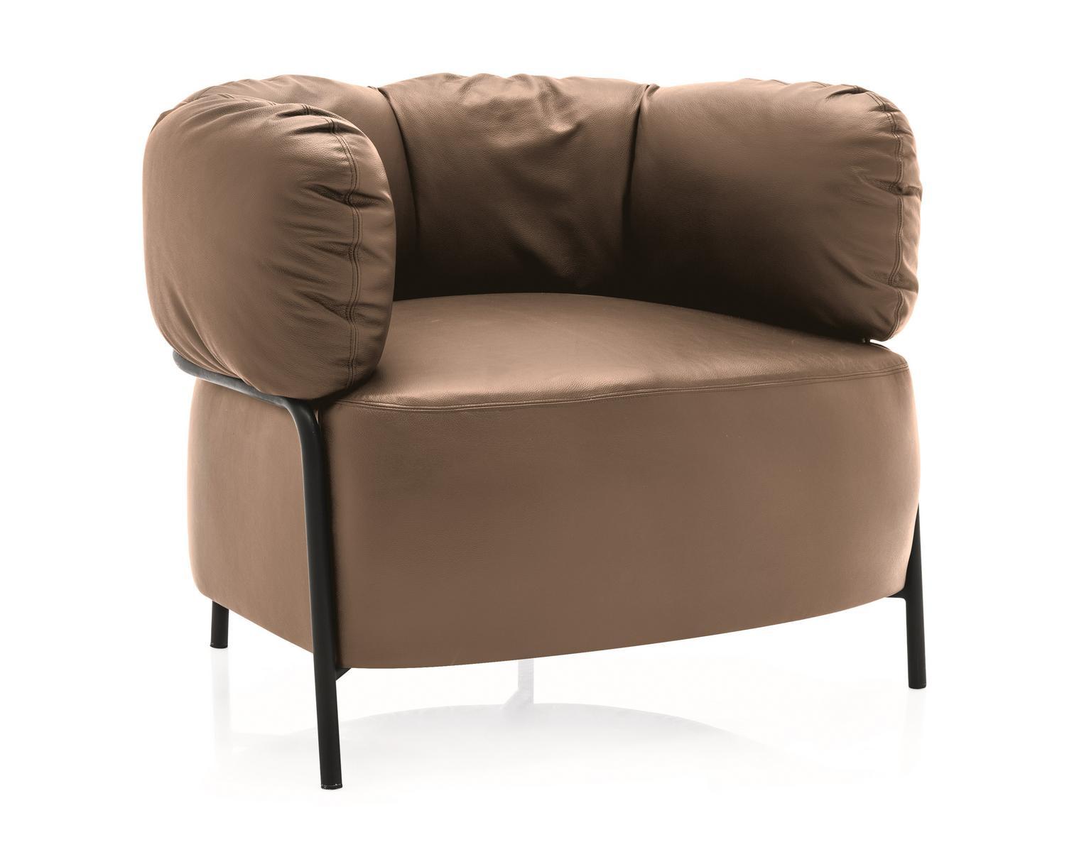 QUADROTTA Leather armchair