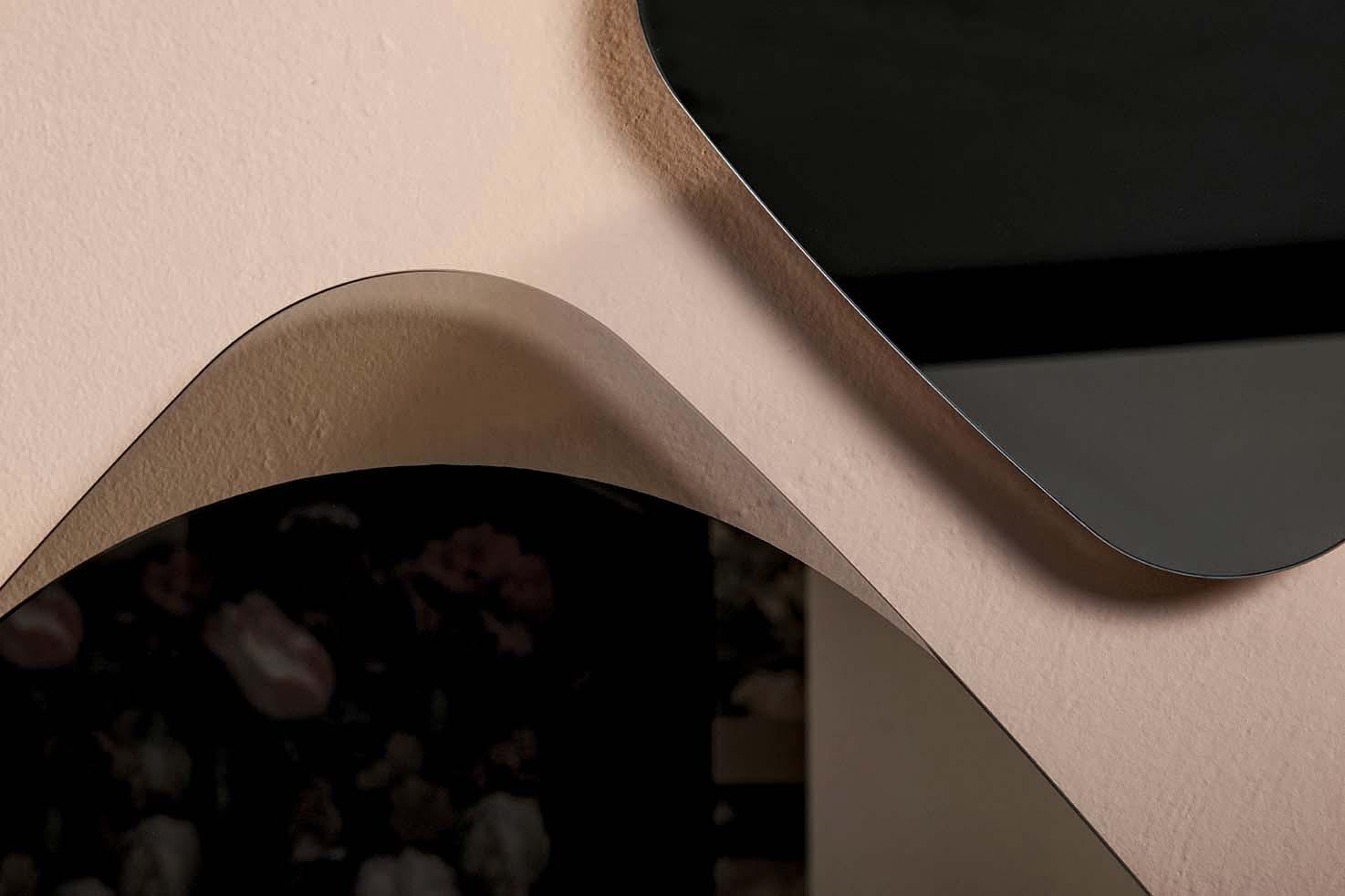 PYNTHON Wall-mounted glass mirror