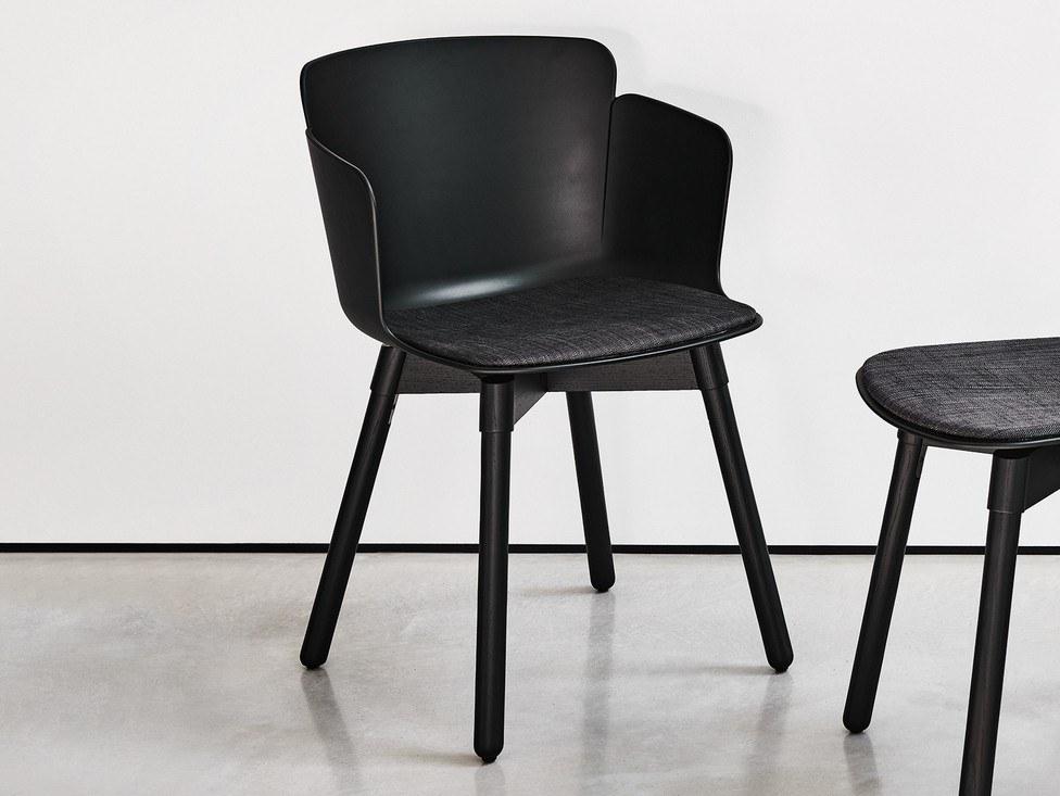 CALLA PL C PP Polypropylene chair with armrests