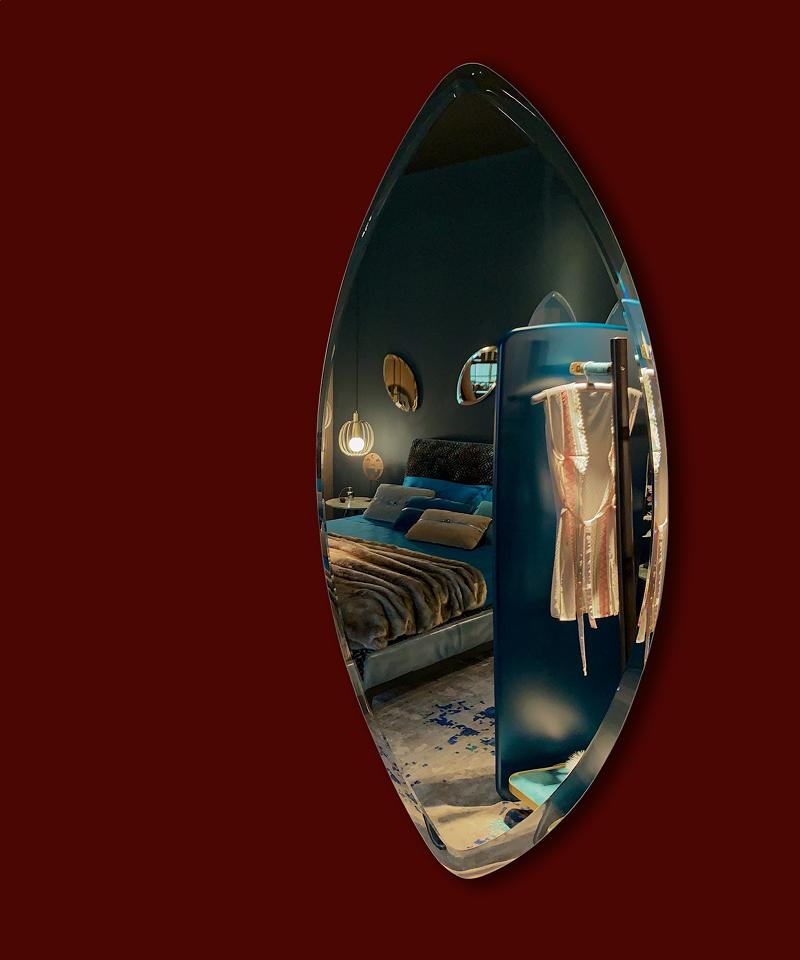 MARQUISE Wall-mounted mirror