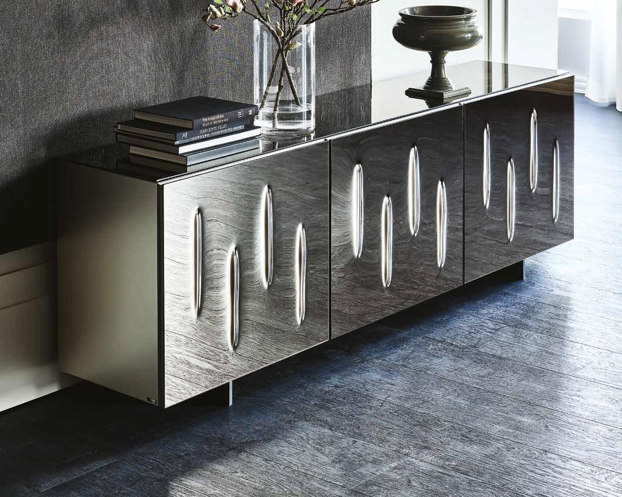 CARNABY Metal sideboard with drawers