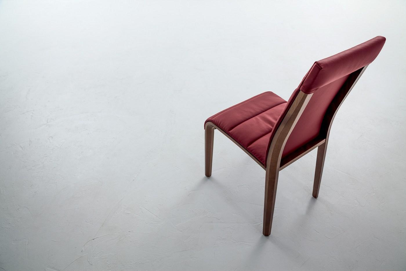 PORTOFINO Upholstered leather chair