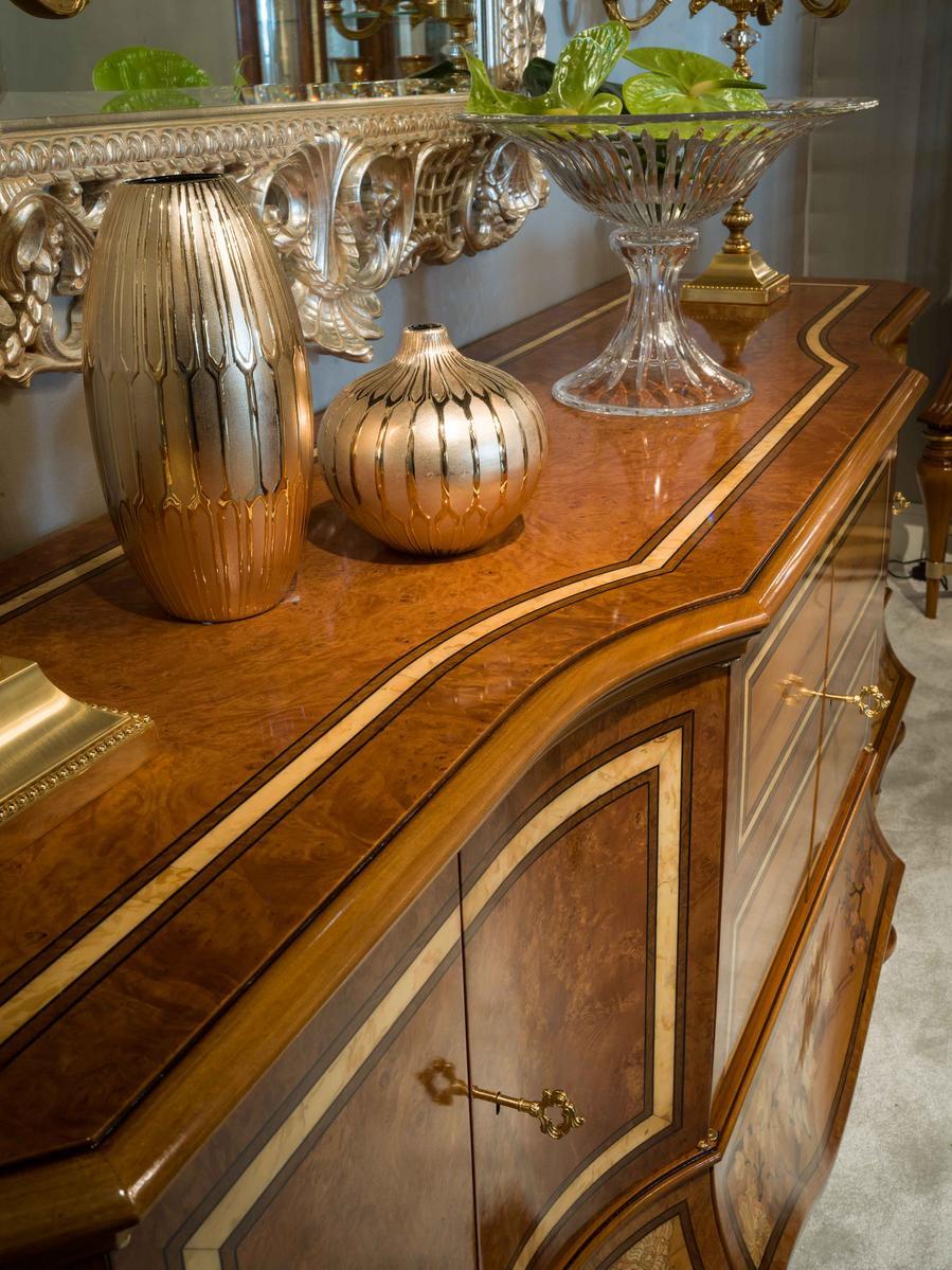 1430 Chestnut sideboard with drawers