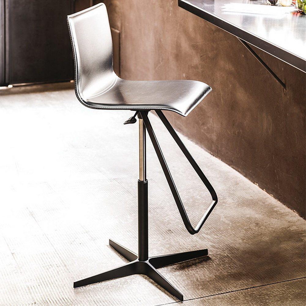 TOTO X Leather bar chair