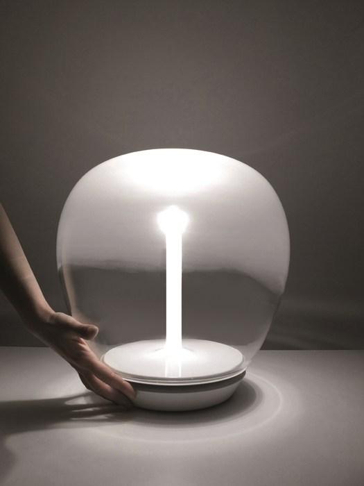 EMPATIA LED blown glass table lamp
