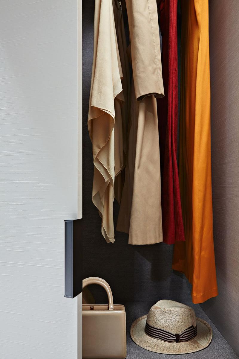 GLISS MASTER GRIP Wooden cabinet door
