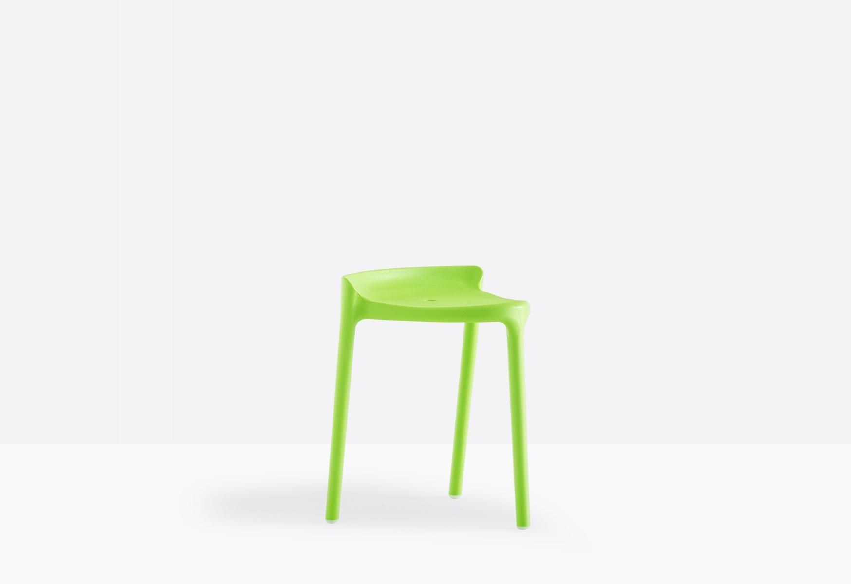 HAPPY 491 Low stackable stool