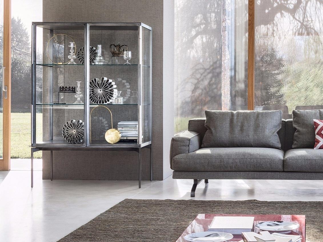 GALERIST Glass and aluminium display cabinet