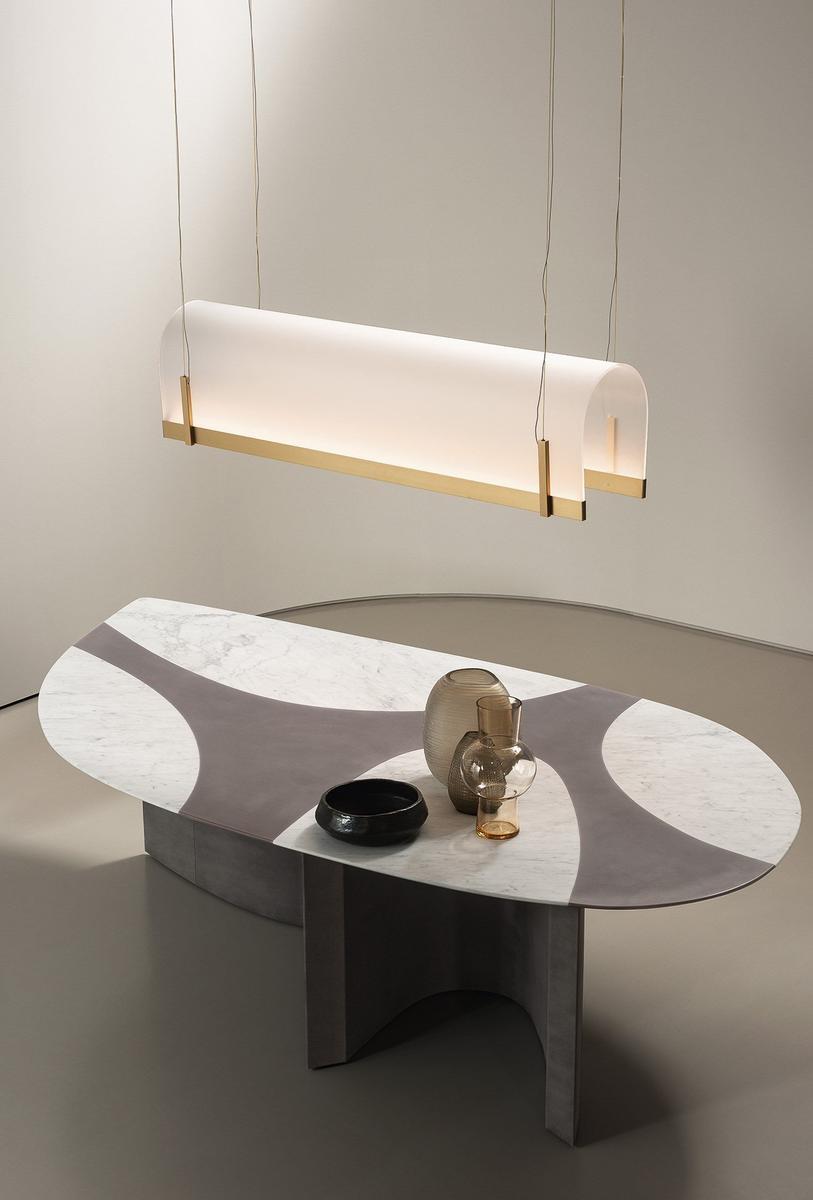 RONCHAMP Oval marble table with base covered in leather