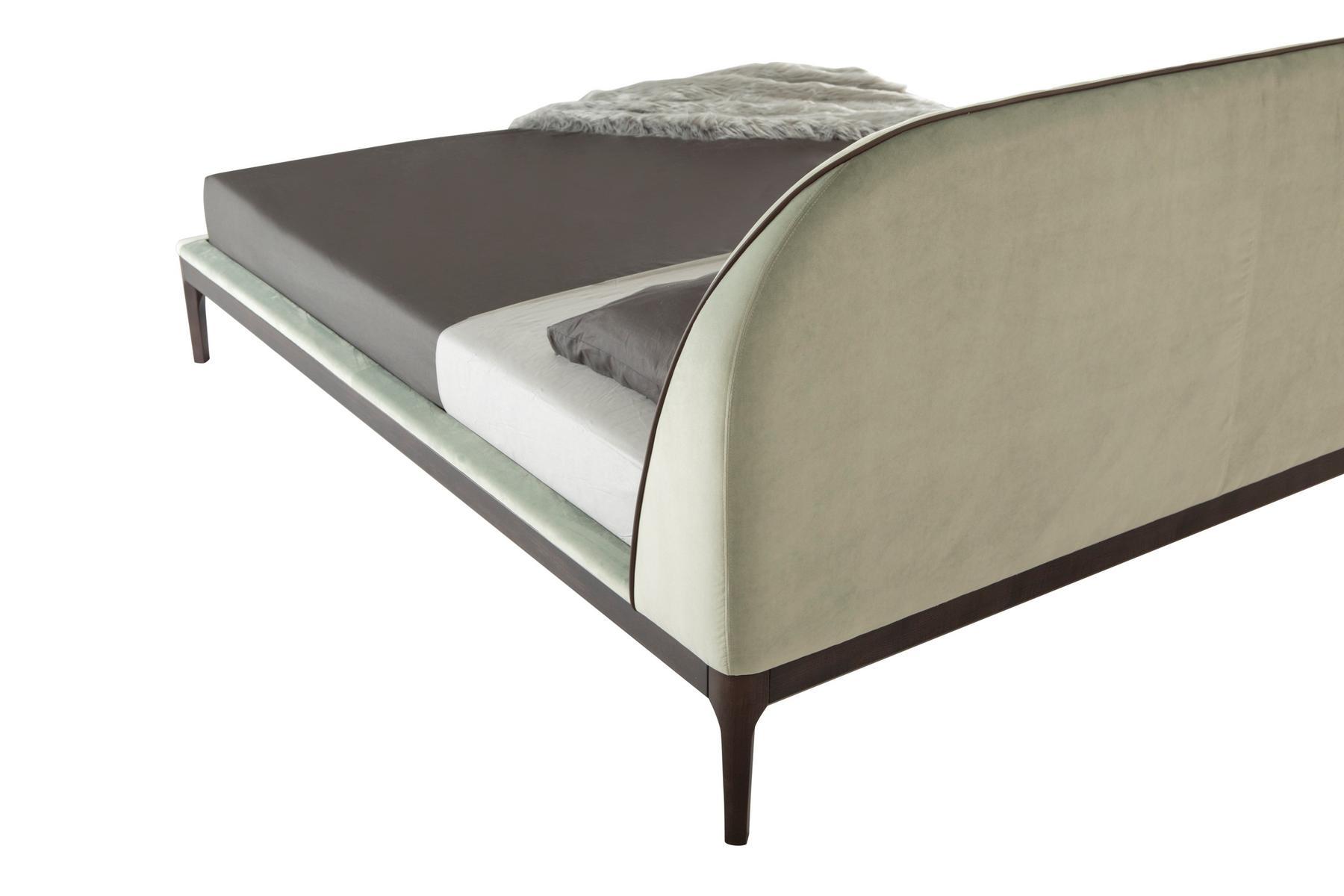 BERNINI Velvet double bed with upholstered headboard