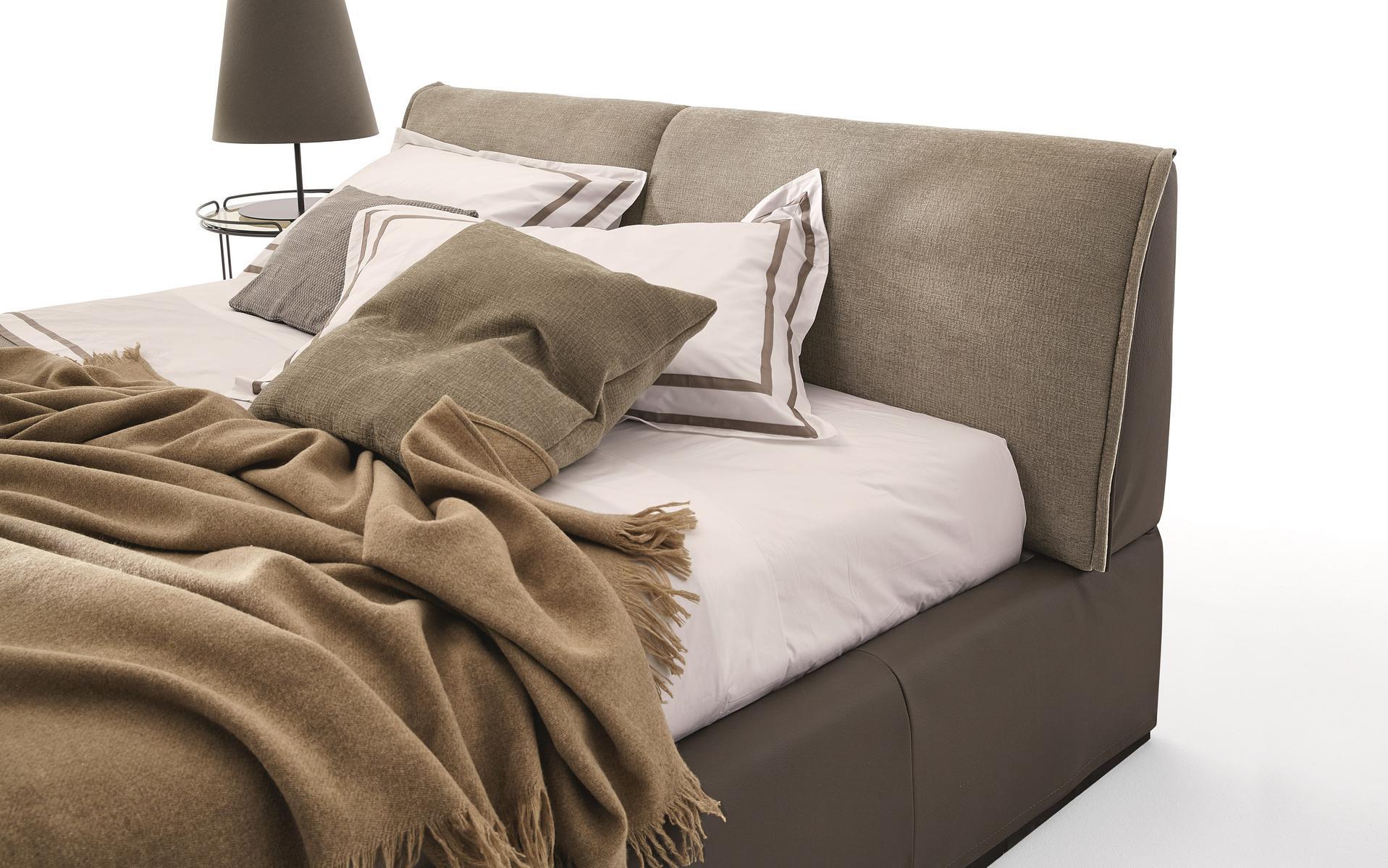 MONOLITH 2.0 Upholstered leather storage bed