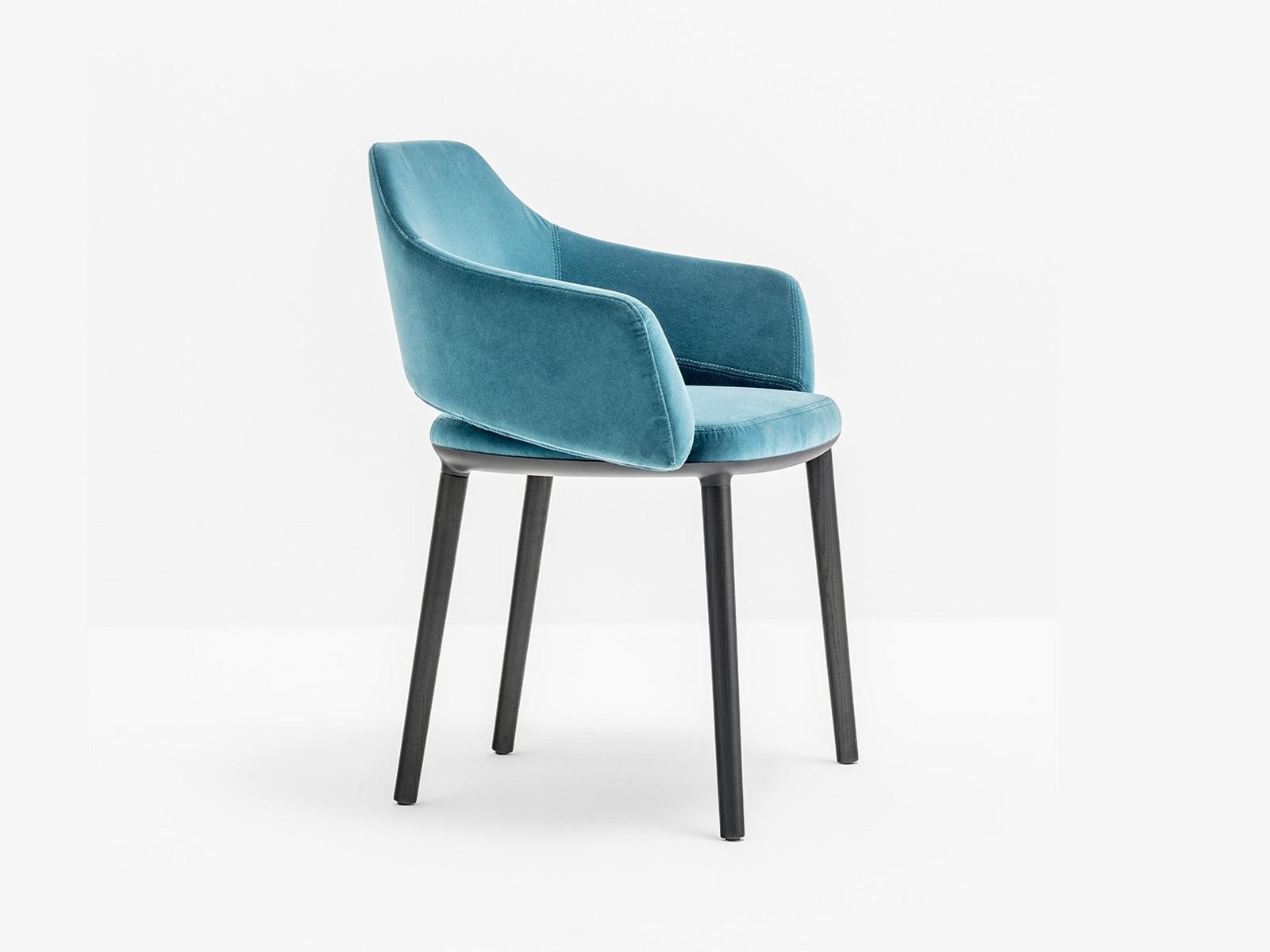 VIC 645 Upholstered fabric chair with armrests