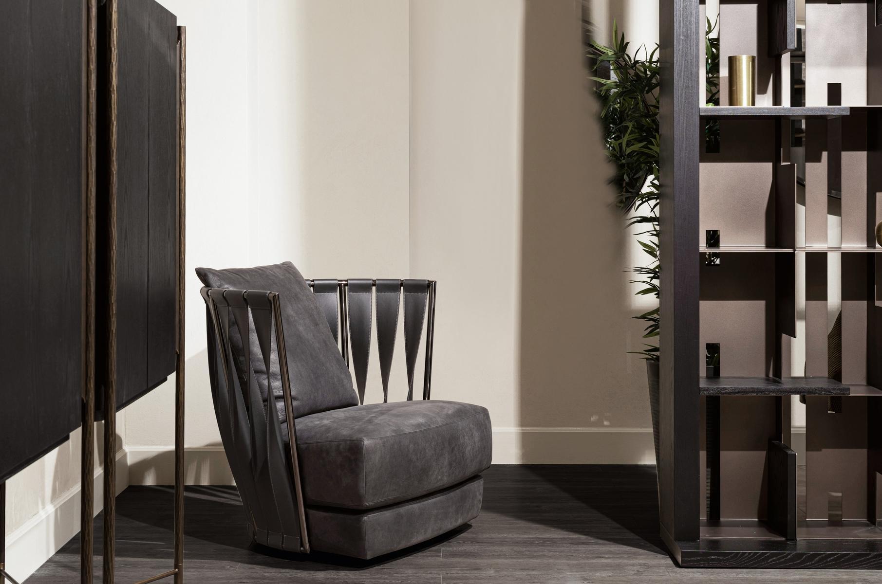 TWIST Velvet armchair