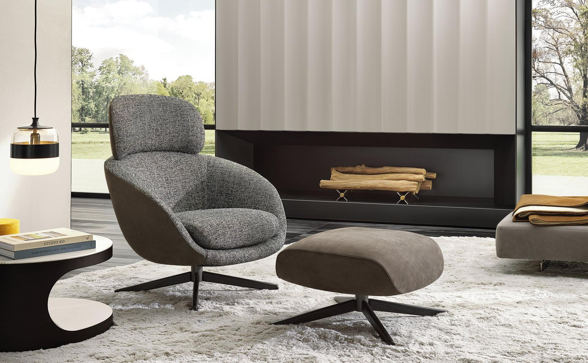 RUSSELL Armchair