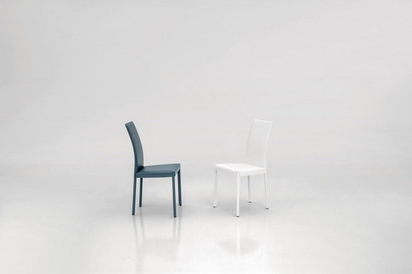 PLAZA Upholstered leather chair