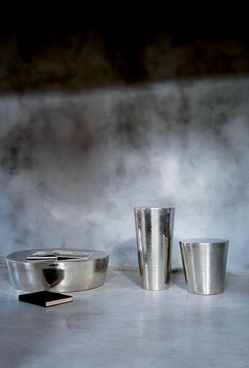 CAIRO Round metal coffee table