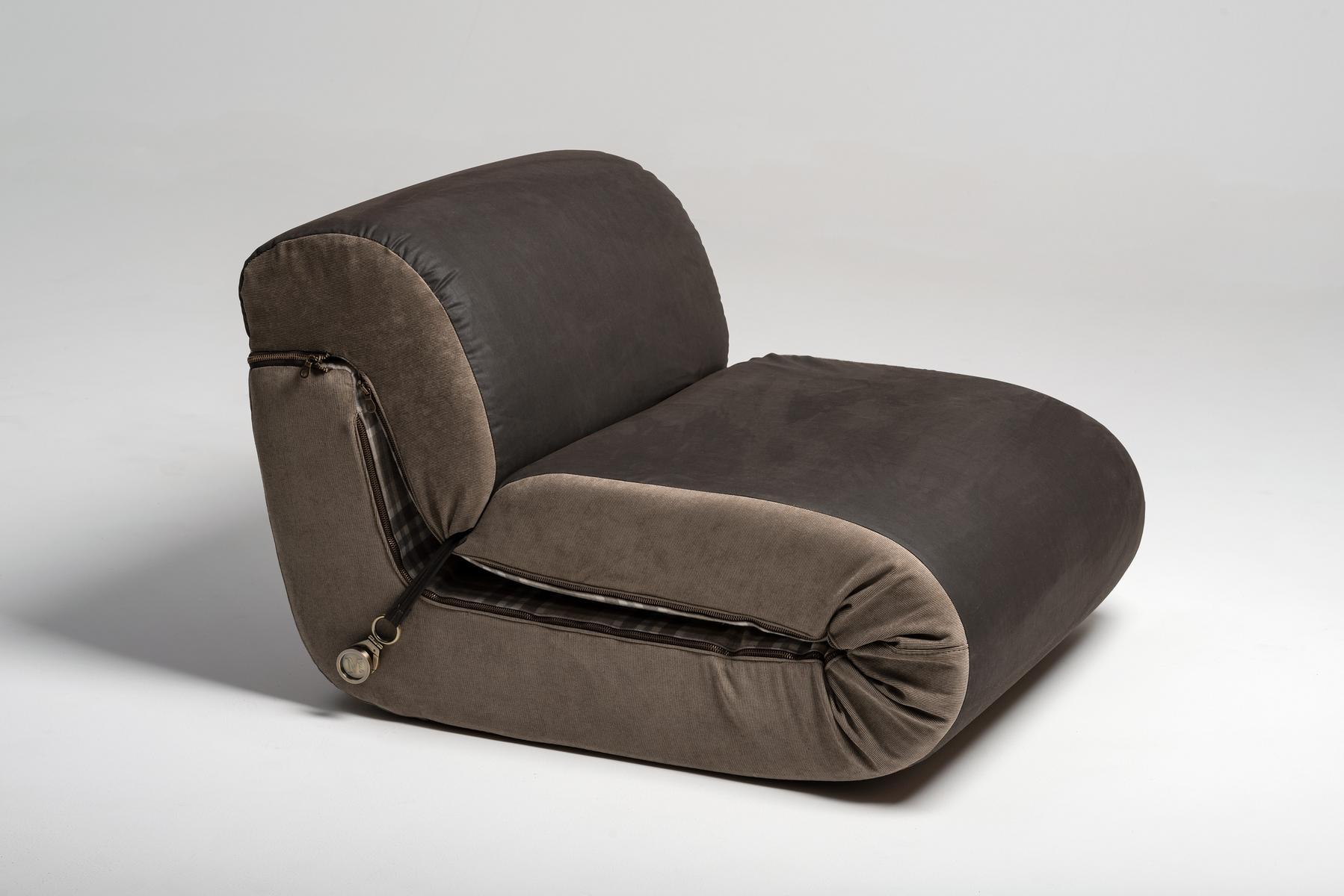 PAPPAGALLE Leather and fabric armchair bed