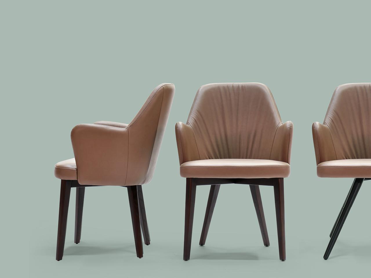 BOB Upholstered leather chair