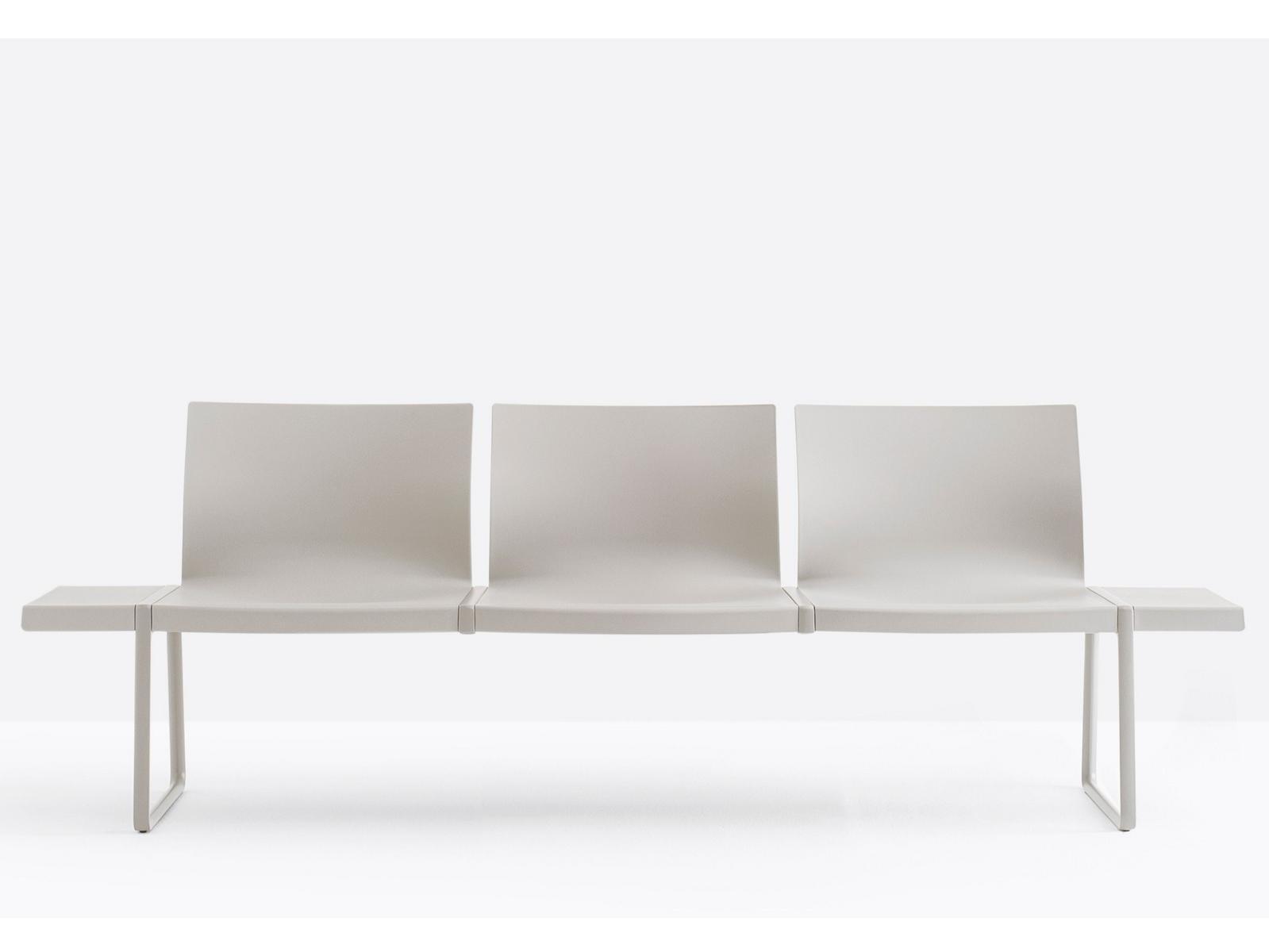 PLURAL P02003/2004/2006/2009 Modular seating