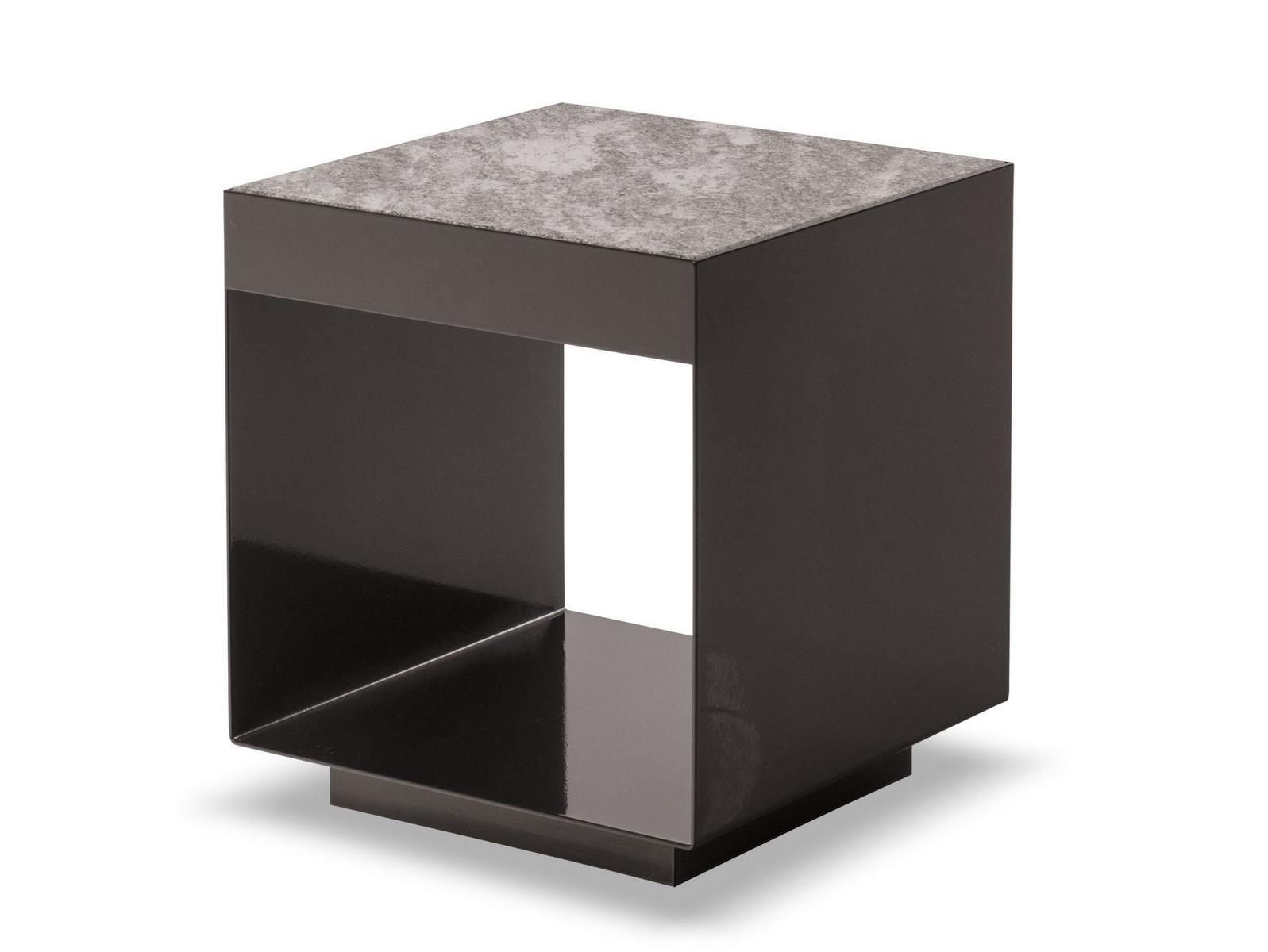 ELLIOTT OUTDOOR Outdoor side table