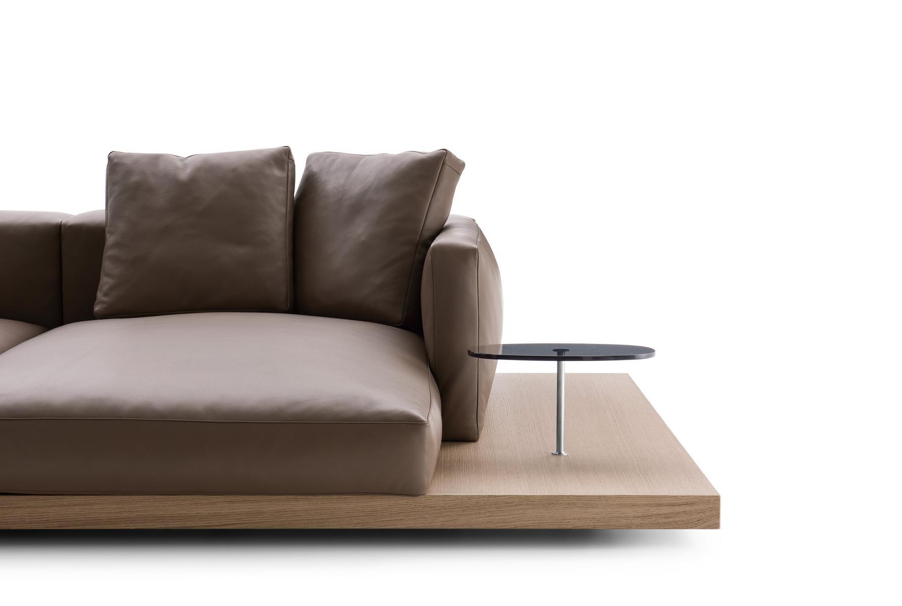 DOCK Leather sofa