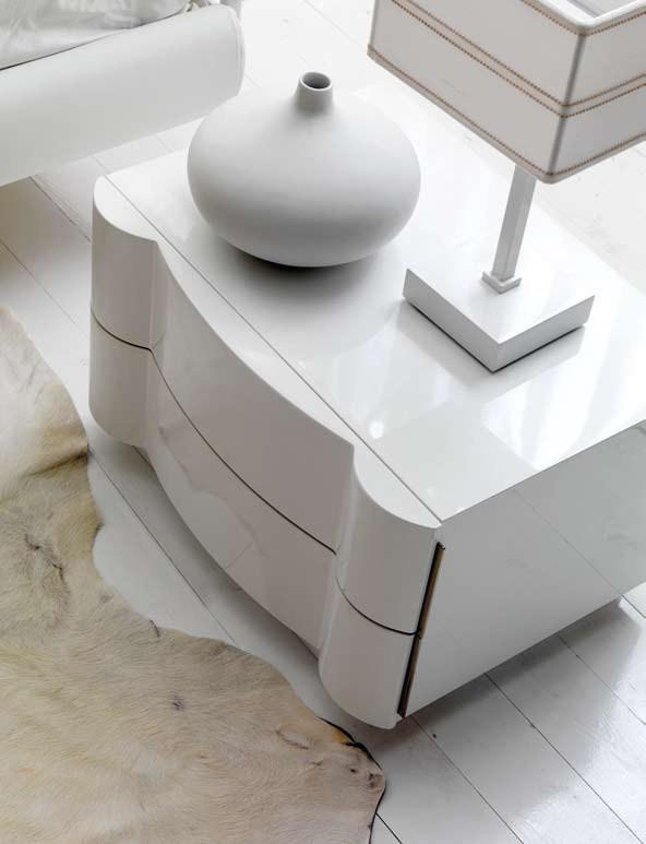 LEON Bedside table with drawers