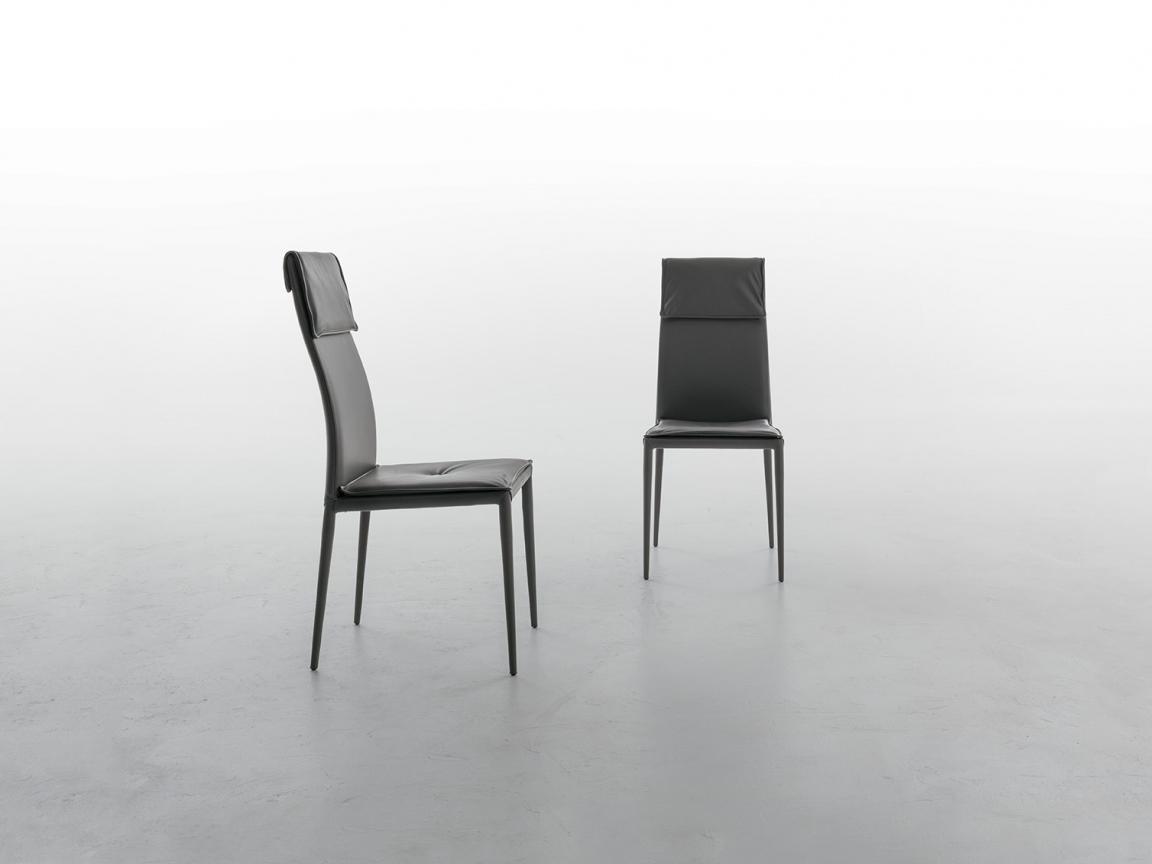 ADRIA Upholstered leather chair