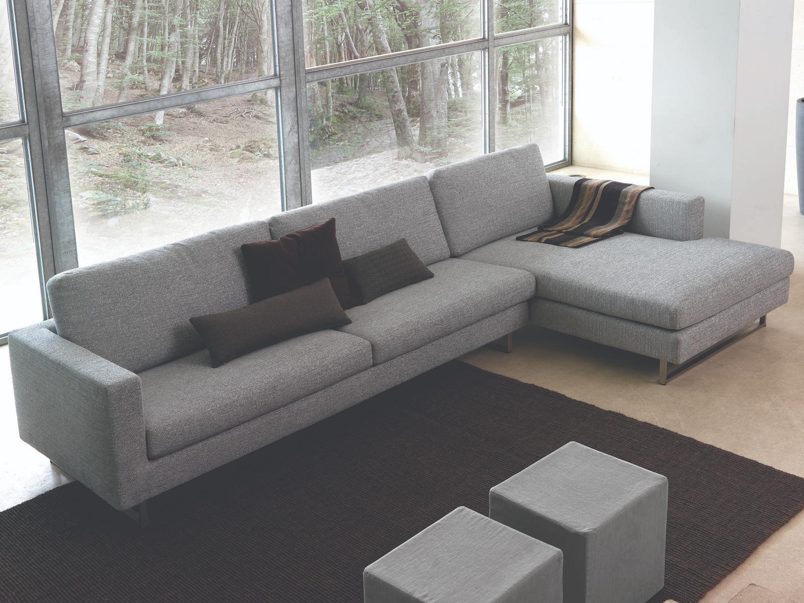 DYNAMIC PLUS Sectional fabric sofa with removable cover
