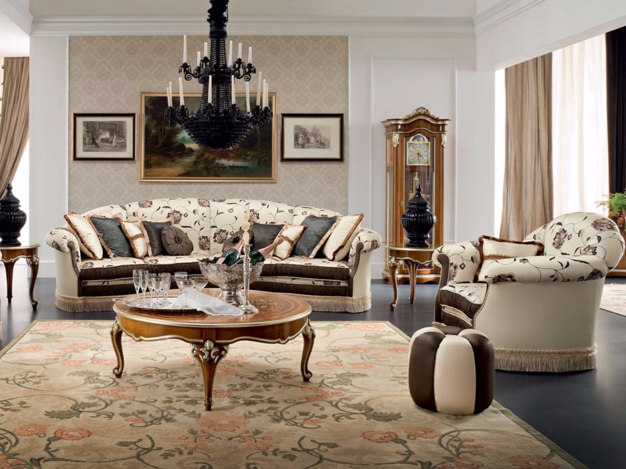 13527 Upholstered fabric pouf