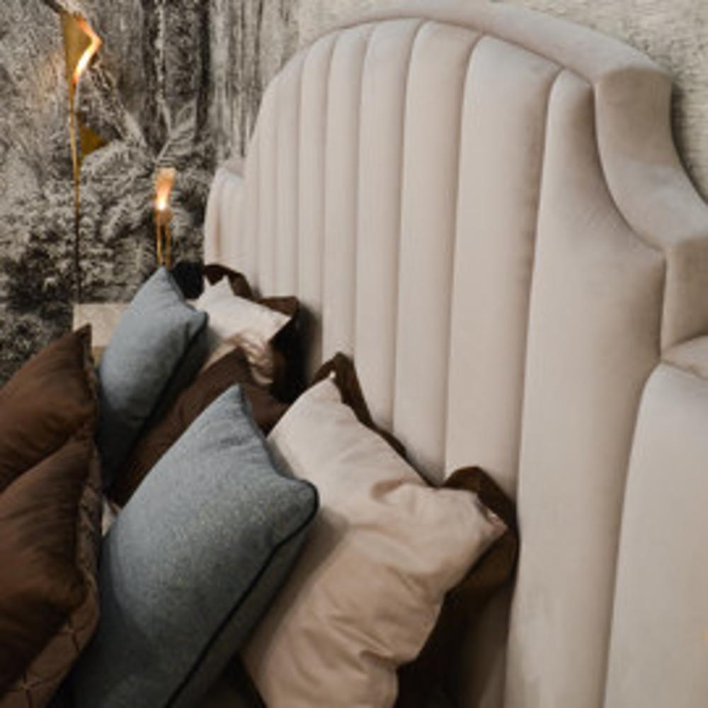 SIDNEY Fabric bed with high headboard