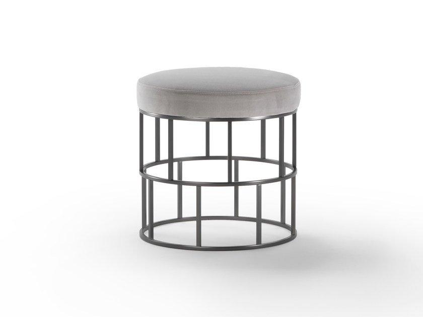 RIVIERA Upholstered round pouf